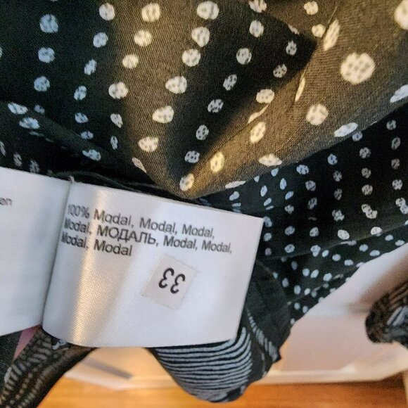 Sandwich Green White Dot Stripe Blouse Size 12 Lightweight Long Sleeve V-Neck - Picture 7 of 10